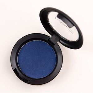 NWOB MAC Thru The Night Pro Longwear Eye Shadow